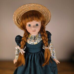 Anne of Green Gables Collector Doll w Stand 17.5” Red Hair Braids